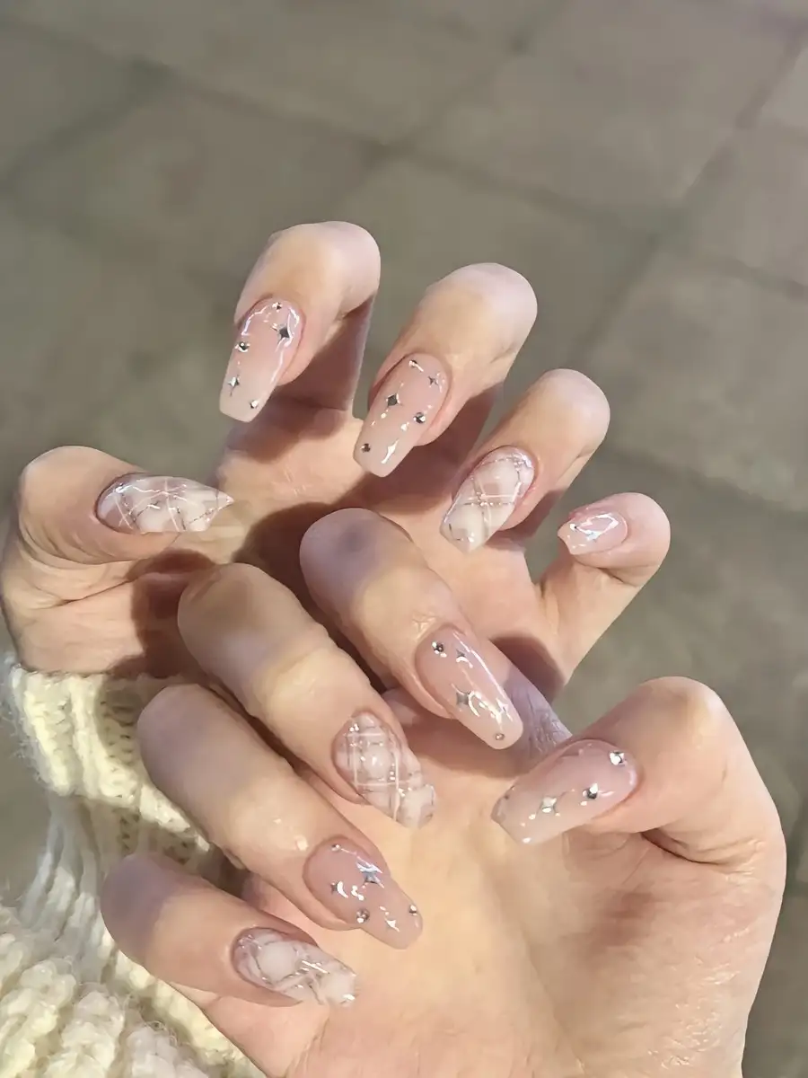 mẫu nail đắp bột đẹp đơn giản chuyên nghiệp