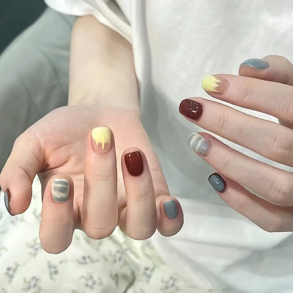 mẫu nail đẹp mùa hè cổ điển