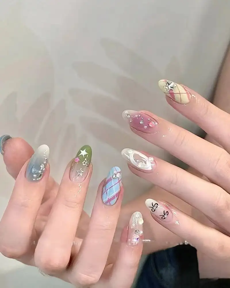 mẫu nail bánh bèo thu hút