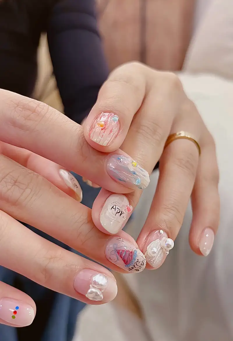 nail sinh nhật phóng khoáng