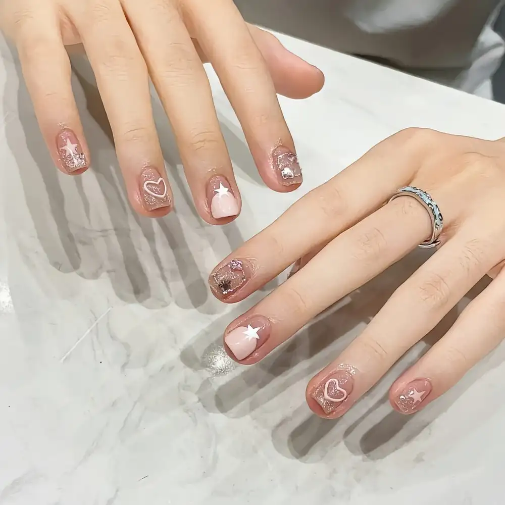 nail mùa hè đơn giản ngọt ngào vừa sang trọng