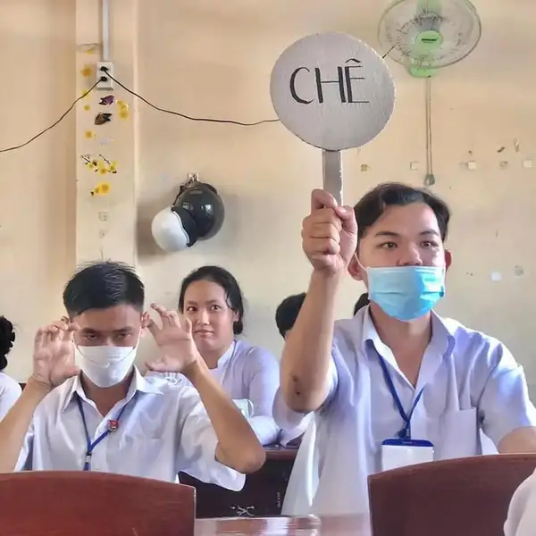 chê meme học sinh