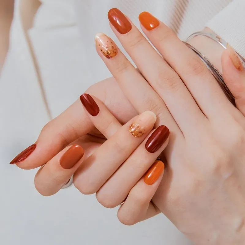 Nail cam cho người mệnh Hỏa