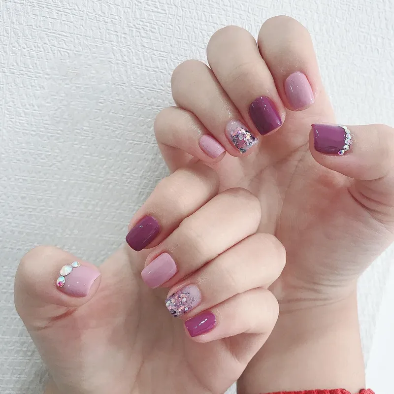 Nail tím là màu sắc hợp mệnh Hỏa 