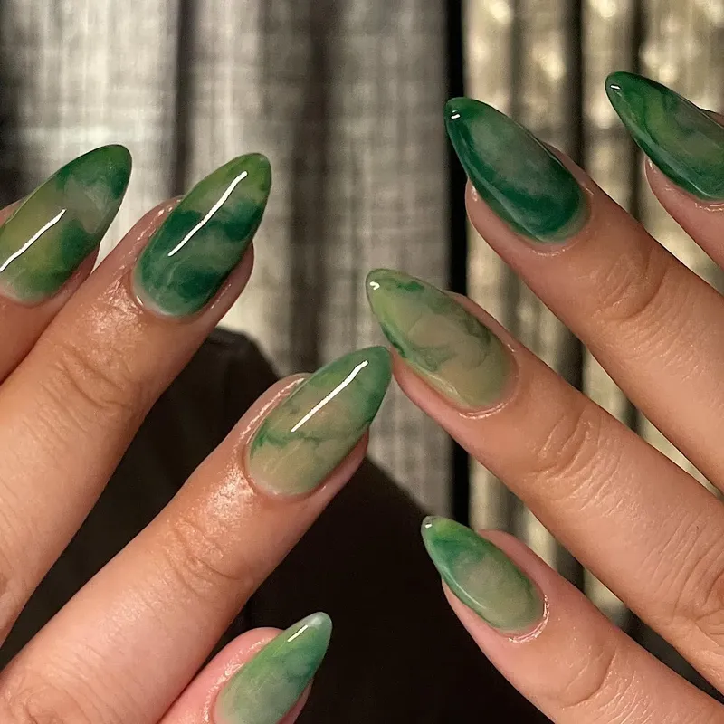 Nail xanh lá lựa chọn cho mệnh Hỏa