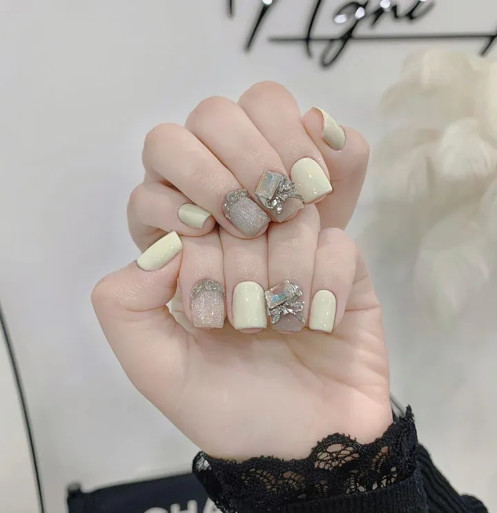 Nail box đá gel bền đẹp 