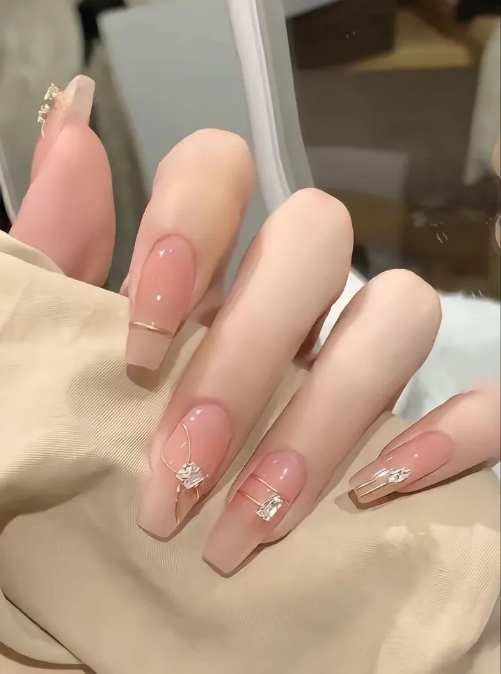 Nail box màu thạch hiện đại 