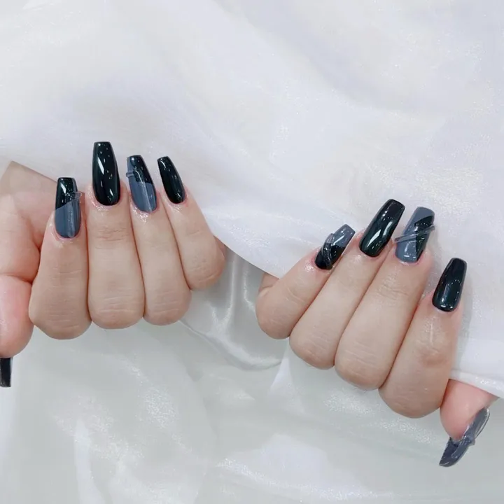 Nail đen, lựa chọn tốt cho mệnh Mộc 