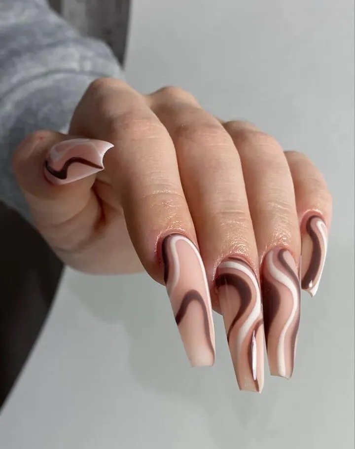 Nail mệnh Mộc màu nâu đẹp