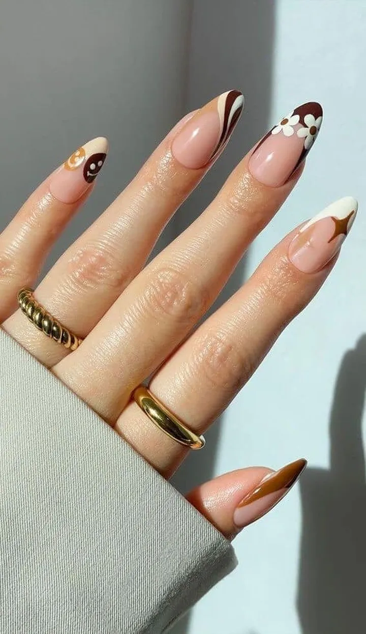 Gợi ý nail nâu cho Mộc 