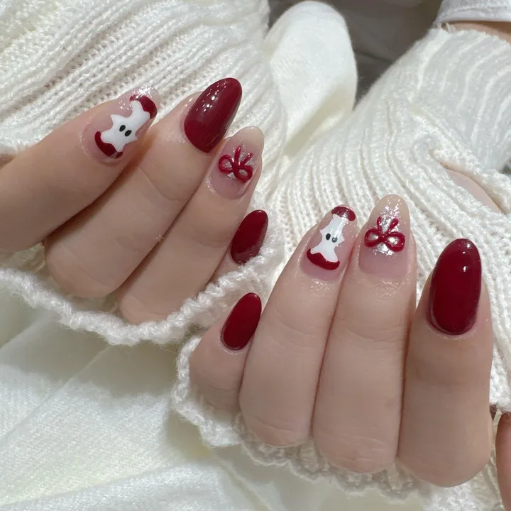 Nail màu đỏ tài lộc mệnh Thổ