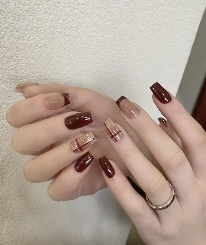 Nail nâu phong thủy mệnh Thổ