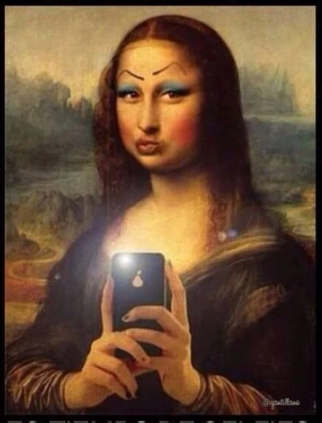 mona lisa meme selfie