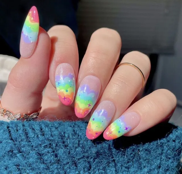 Nail tay 7 sắc cầu vồng ombre