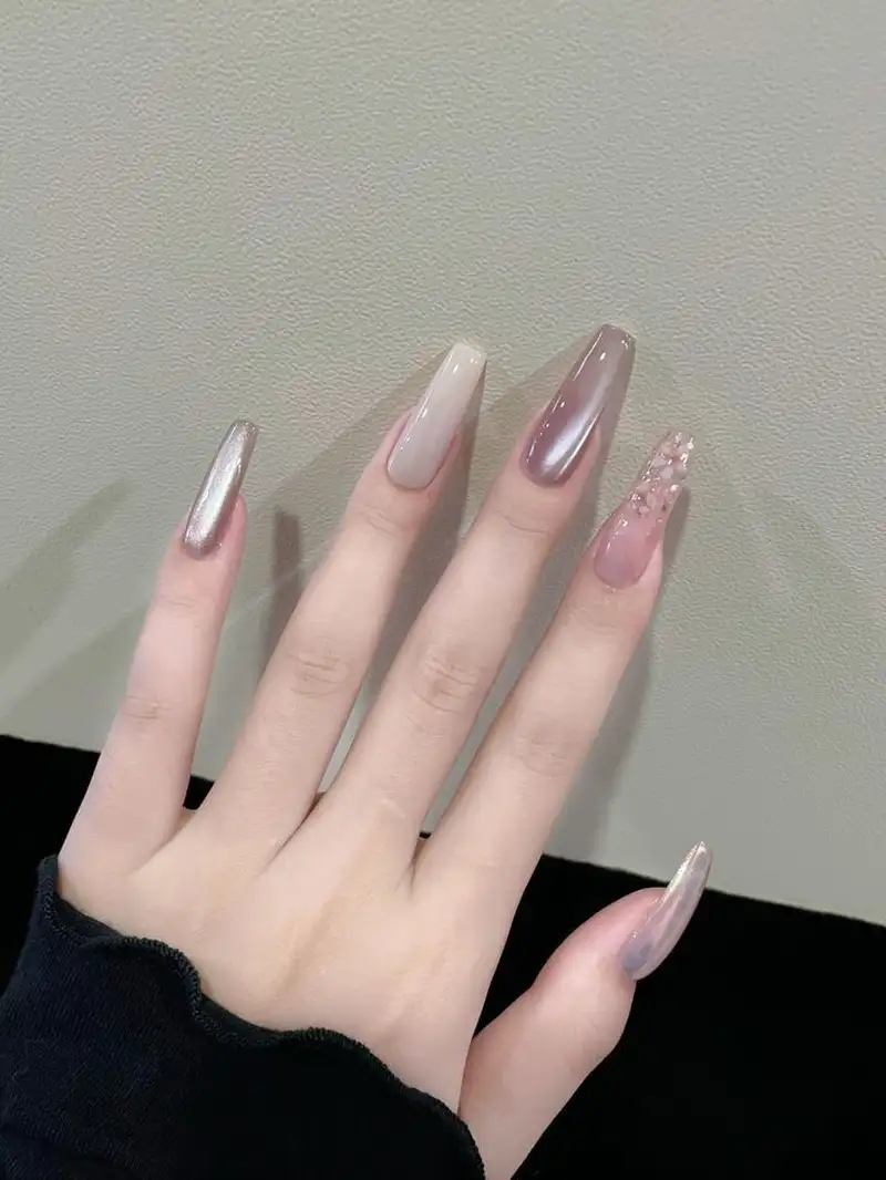 mẫu nail trơn màu tím