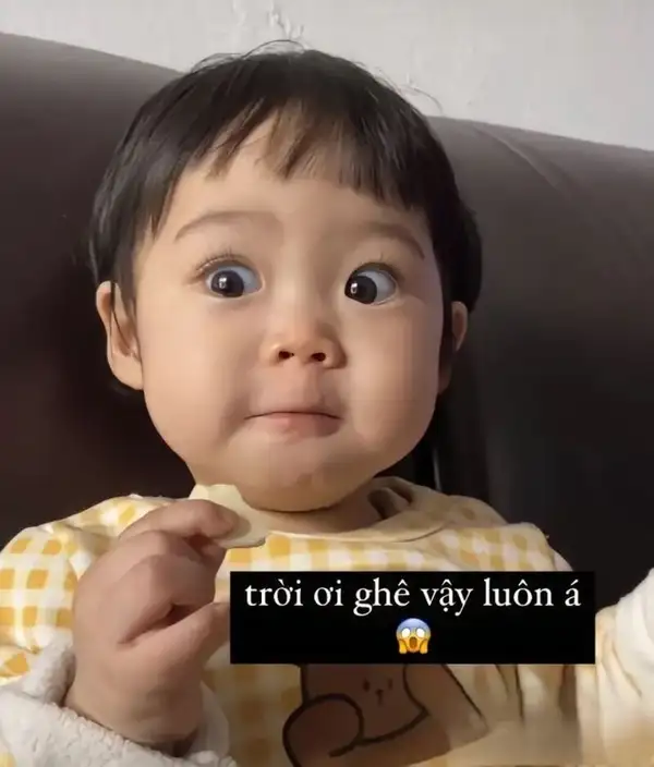 ảnh ngạc nhiên chưa meme em bé