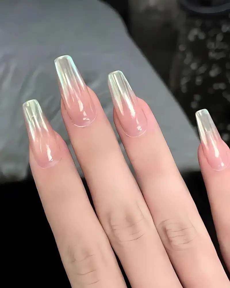 mẫu nail trơn trong tráng gương