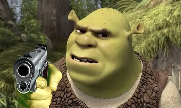 meme shrek cầm súng