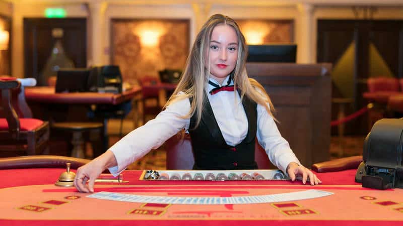 Trò chơi live casino hot nhất tại UK88