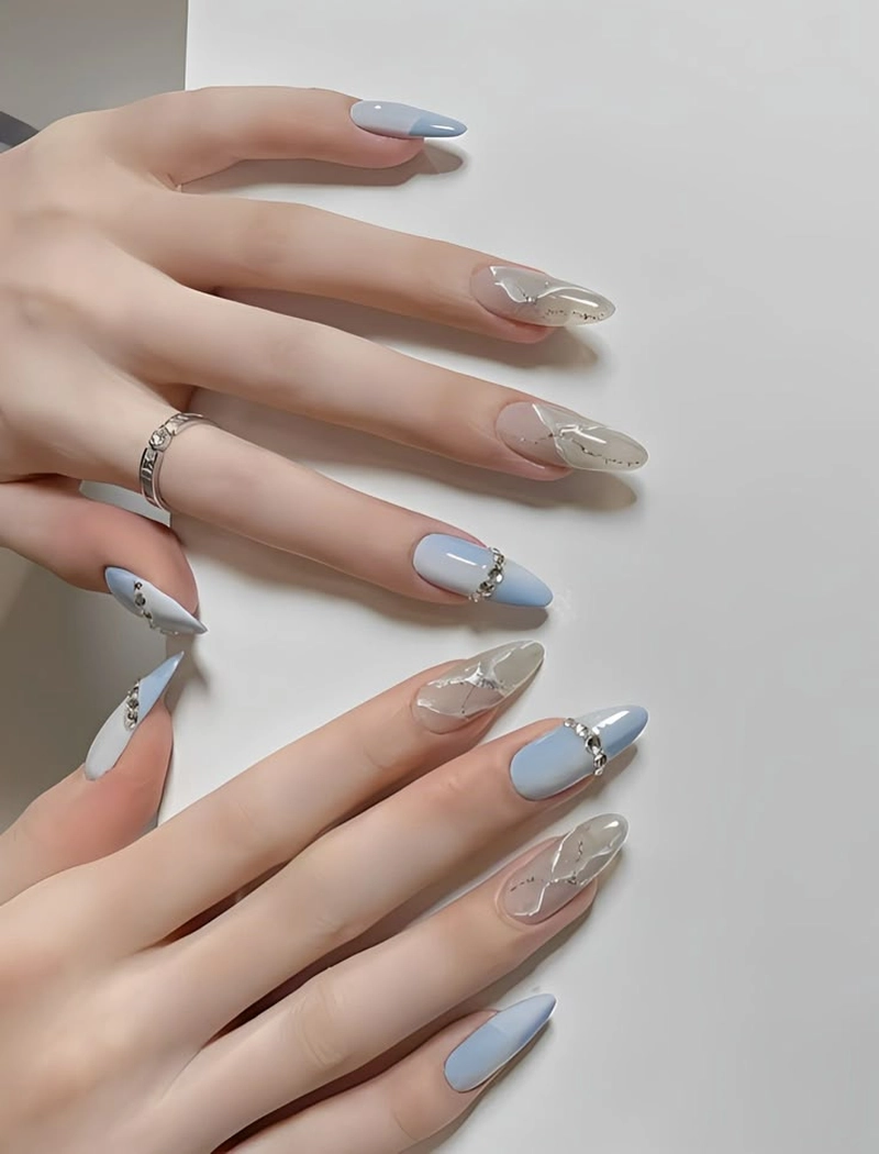 nail xanh dương đơn giản
