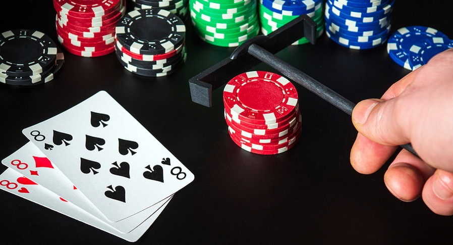 Cách tăng cơ hội thắng lớn trong mini poker M88