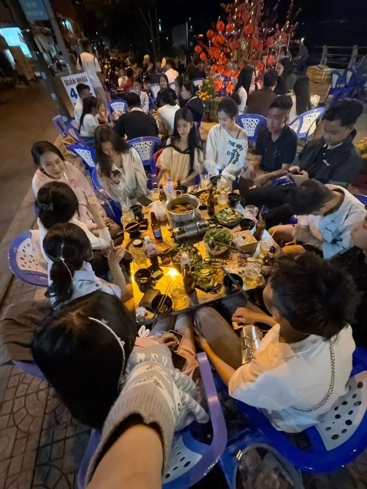 ảnh đi nhậu buổi tối 