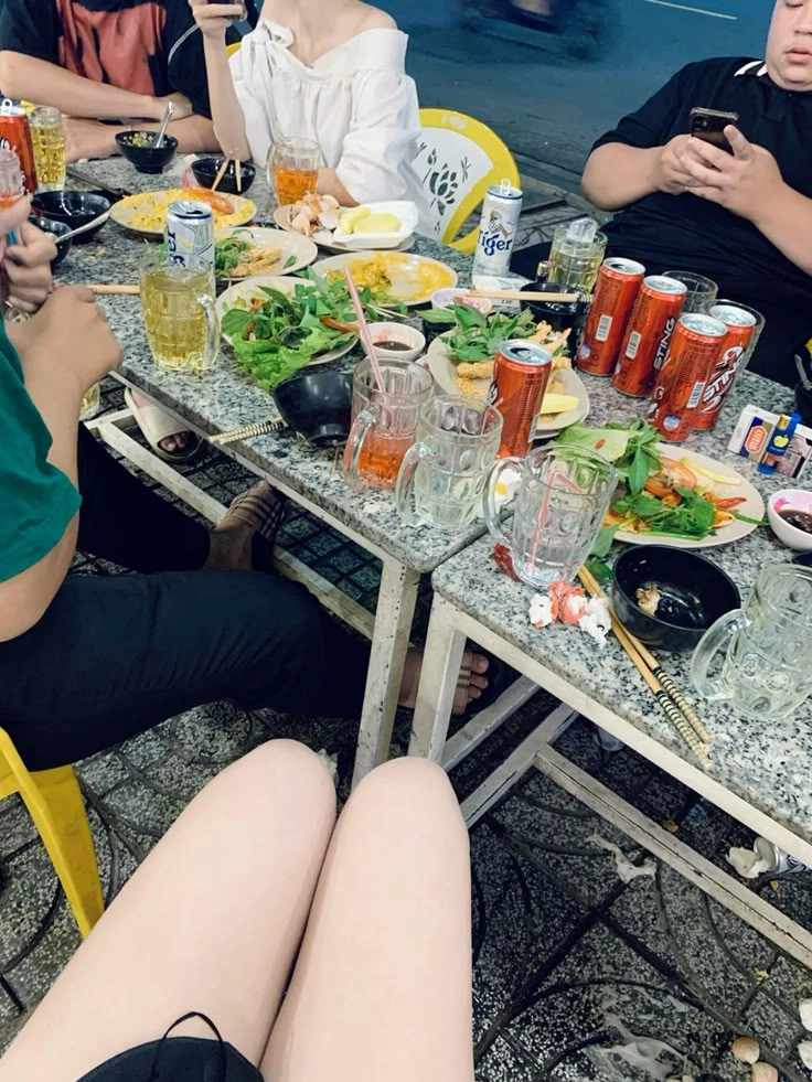 hình ảnh đi nhậu chill cuối tuần 