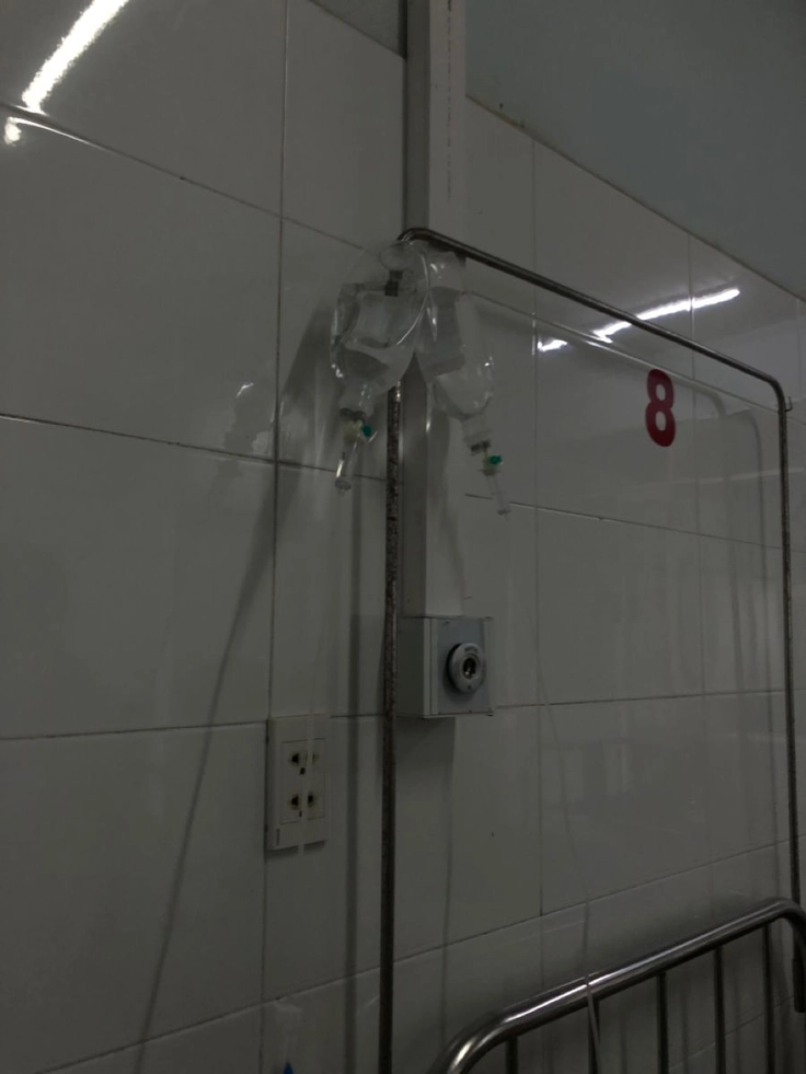ảnh truyền nước tự chụp tại nhà 