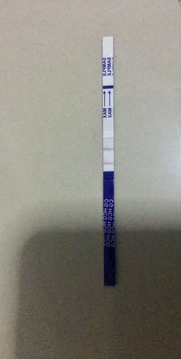 hình ảnh tự chụp test thai 2 vạch troll 