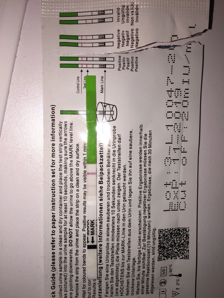 hình ảnh chế test que thử thai 2 vạch 