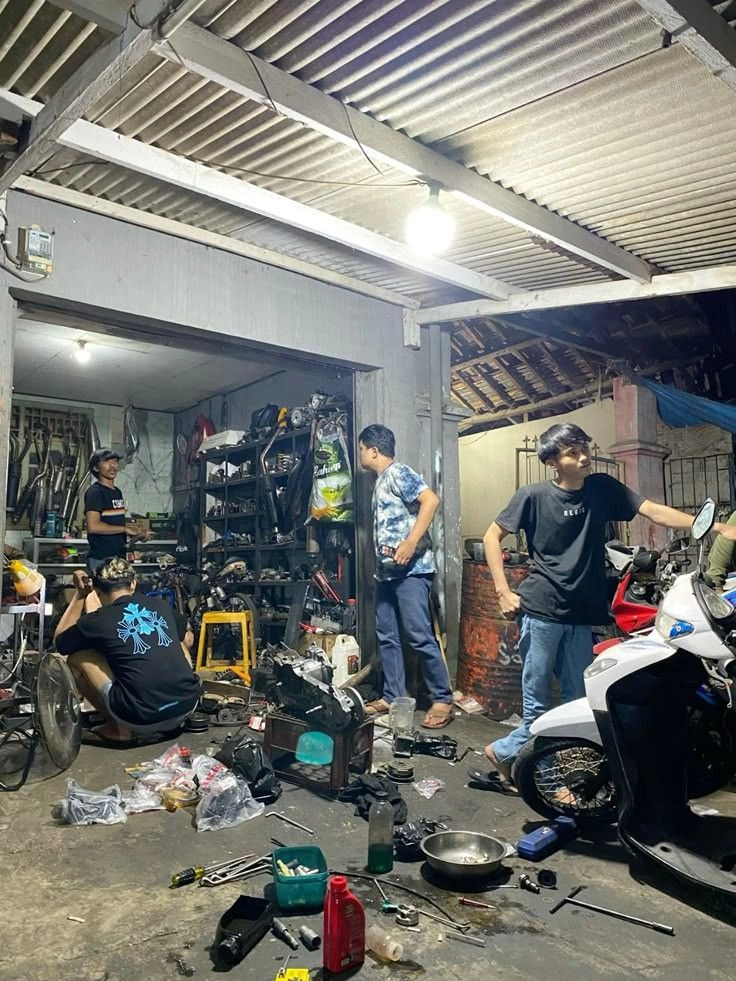 hình ảnh hỏng xe máy trong giao thông 