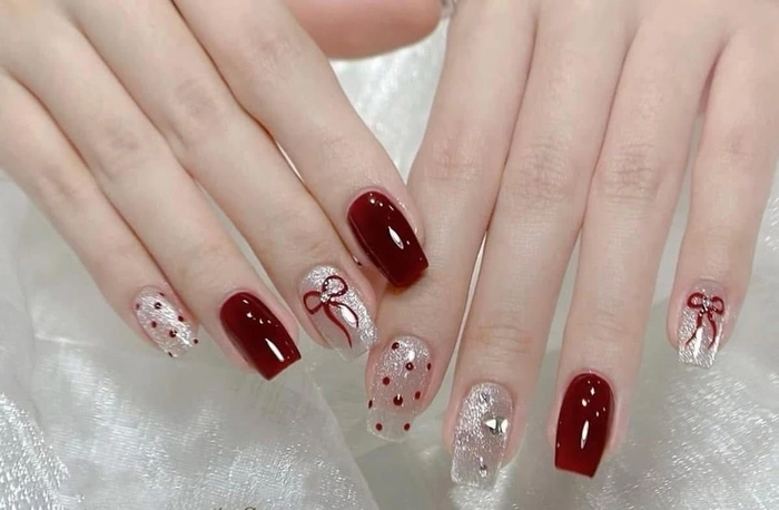 mẫu nail cho học sinh cấp 3 trong suốt 