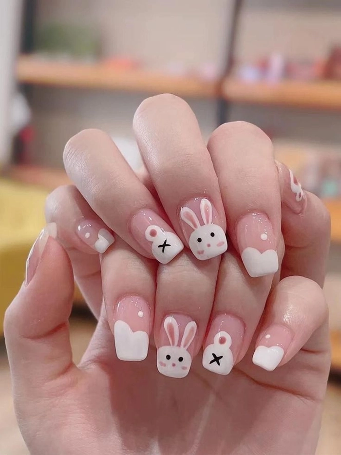 mẫu nail cho học sinh cấp 3 kiểu đơn giản 
