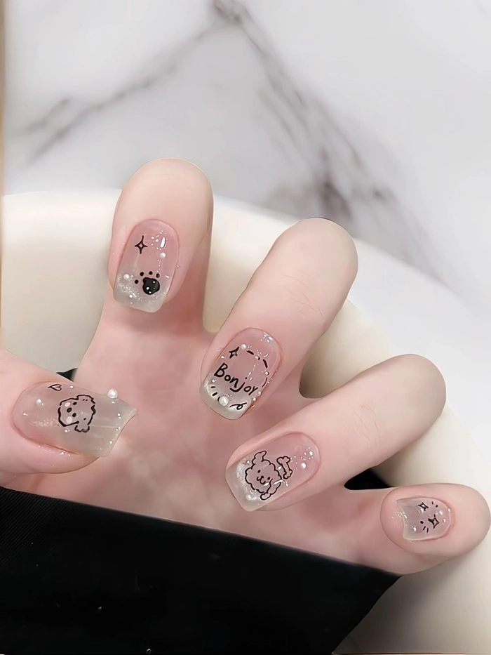 mẫu nail cho học sinh cấp 3 nhẹ và tinh tế 