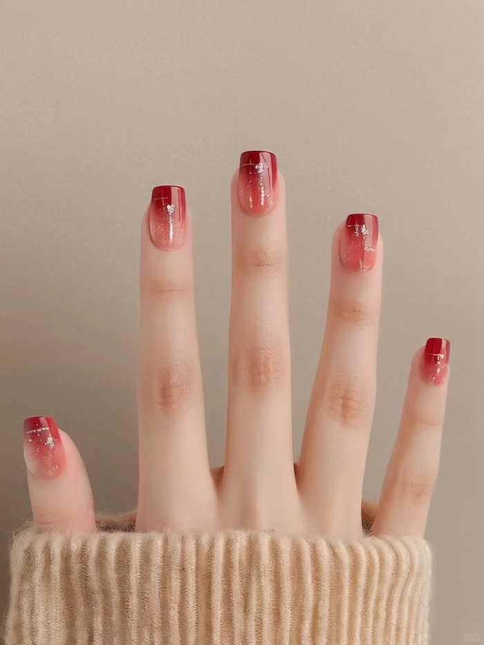 mẫu nail cho học sinh cấp 3 phong cách đơn giản 