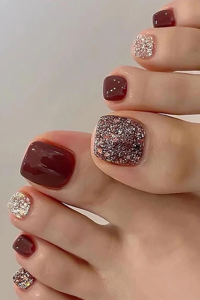 nail chân màu hồng đất cho nàng công sở 