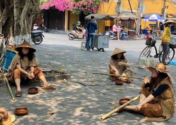 meme ăn xin kiểu năn nỉ