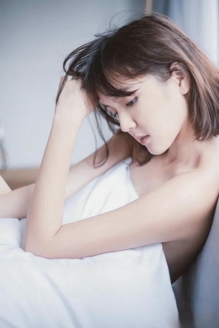 Hải Tú diện outfit gợi cảm