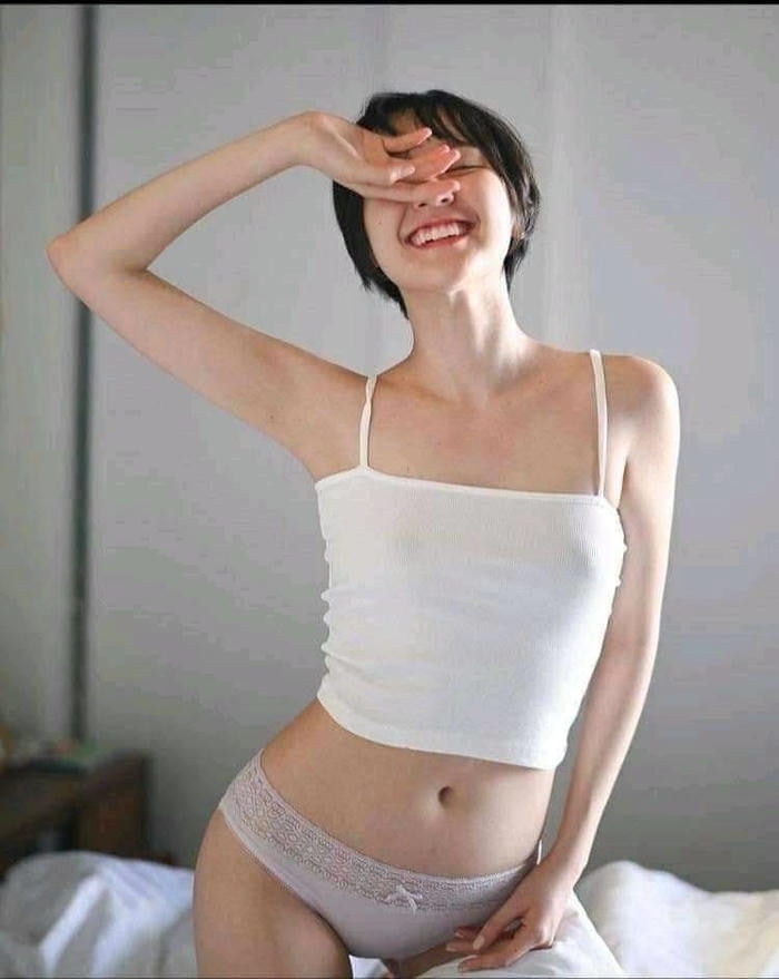 Hải Tú pose dáng quyến rũ