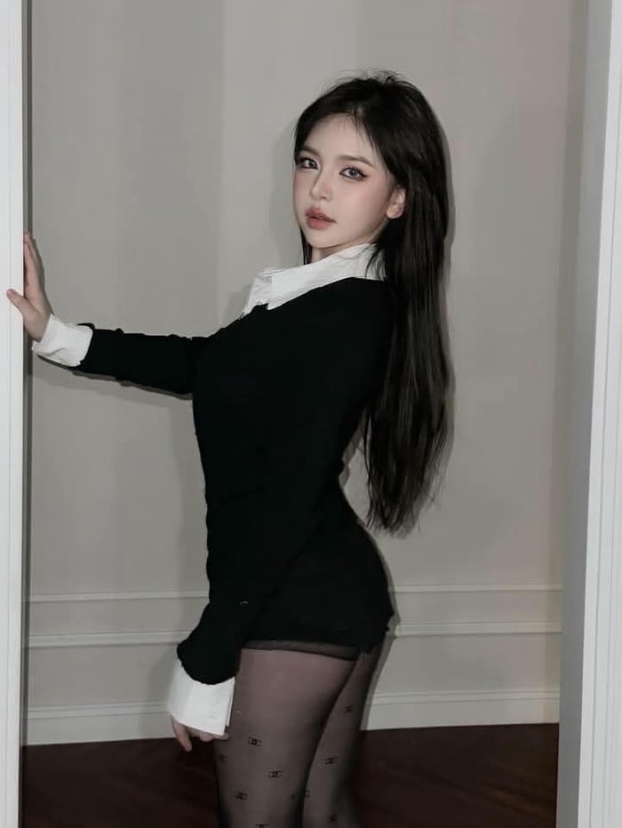 Những ảnh Trần Huyền Châu cá tính