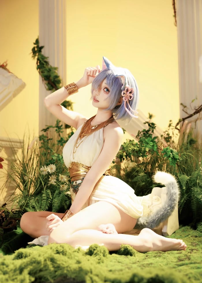 ảnh cosplay anime girl chụp trong studio