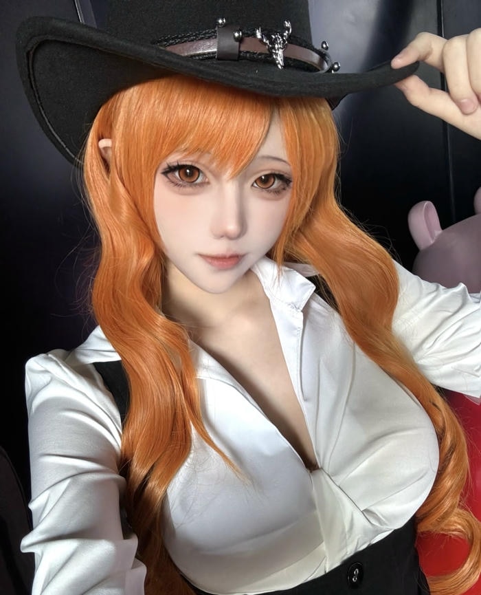 ảnh cosplay anime nữ ánh sáng tự nhiên