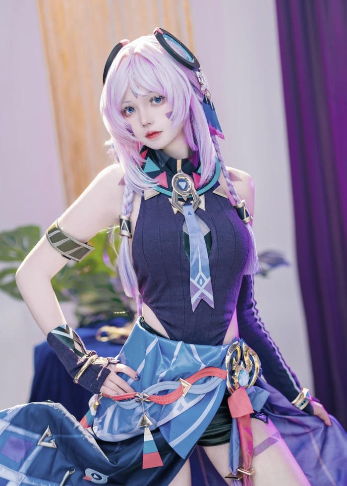 ảnh cosplay anime nữ thần bí