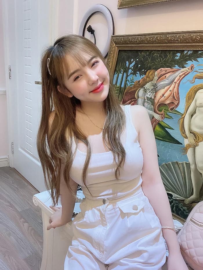 ảnh đẹp Trần Huyền Châu