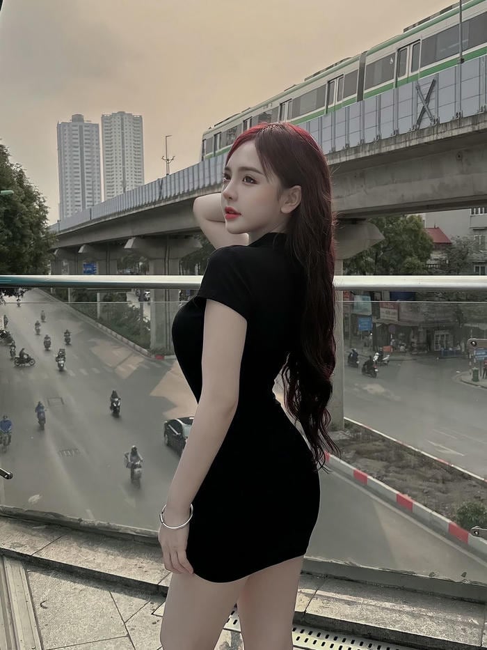 ảnh ngoài trời Huyền Châu