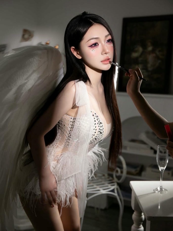 concept chụp hình Trần Hà Linh