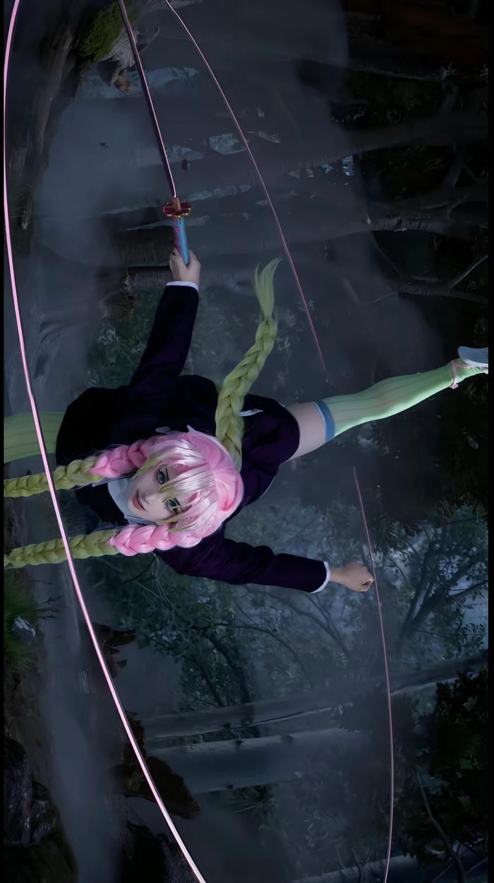 cosplay Luyến Trụ anime Kimetsu