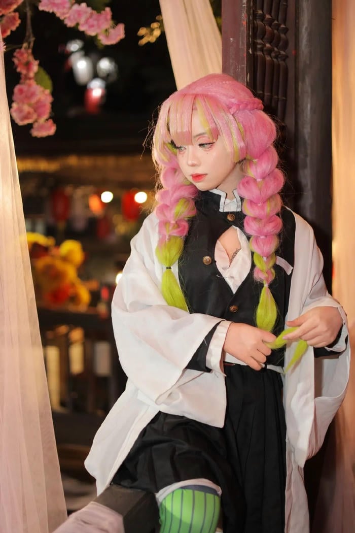 cosplay Luyến Trụ cực kỳ quyến rũ