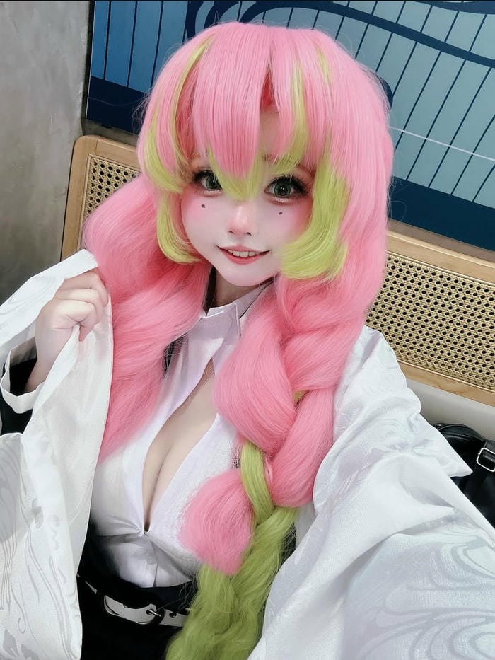 cosplay Luyến Trụ tinh tế nhẹ nhàng