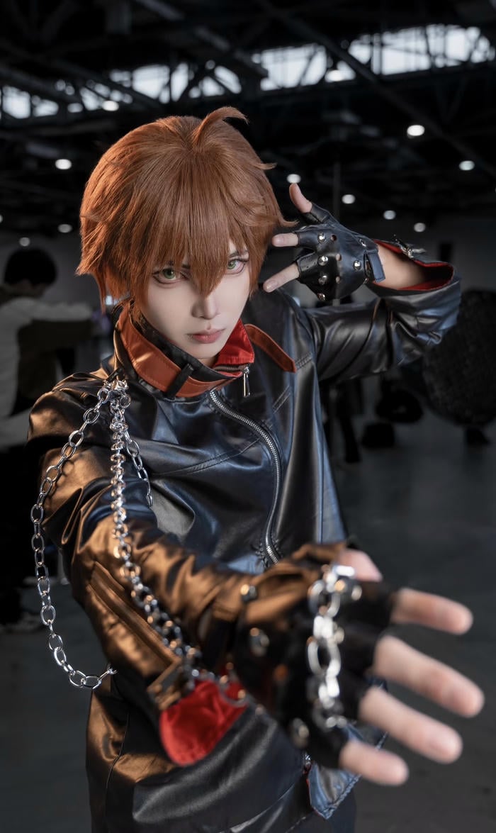 cosplay anime nam cá tính mạnh mẽ